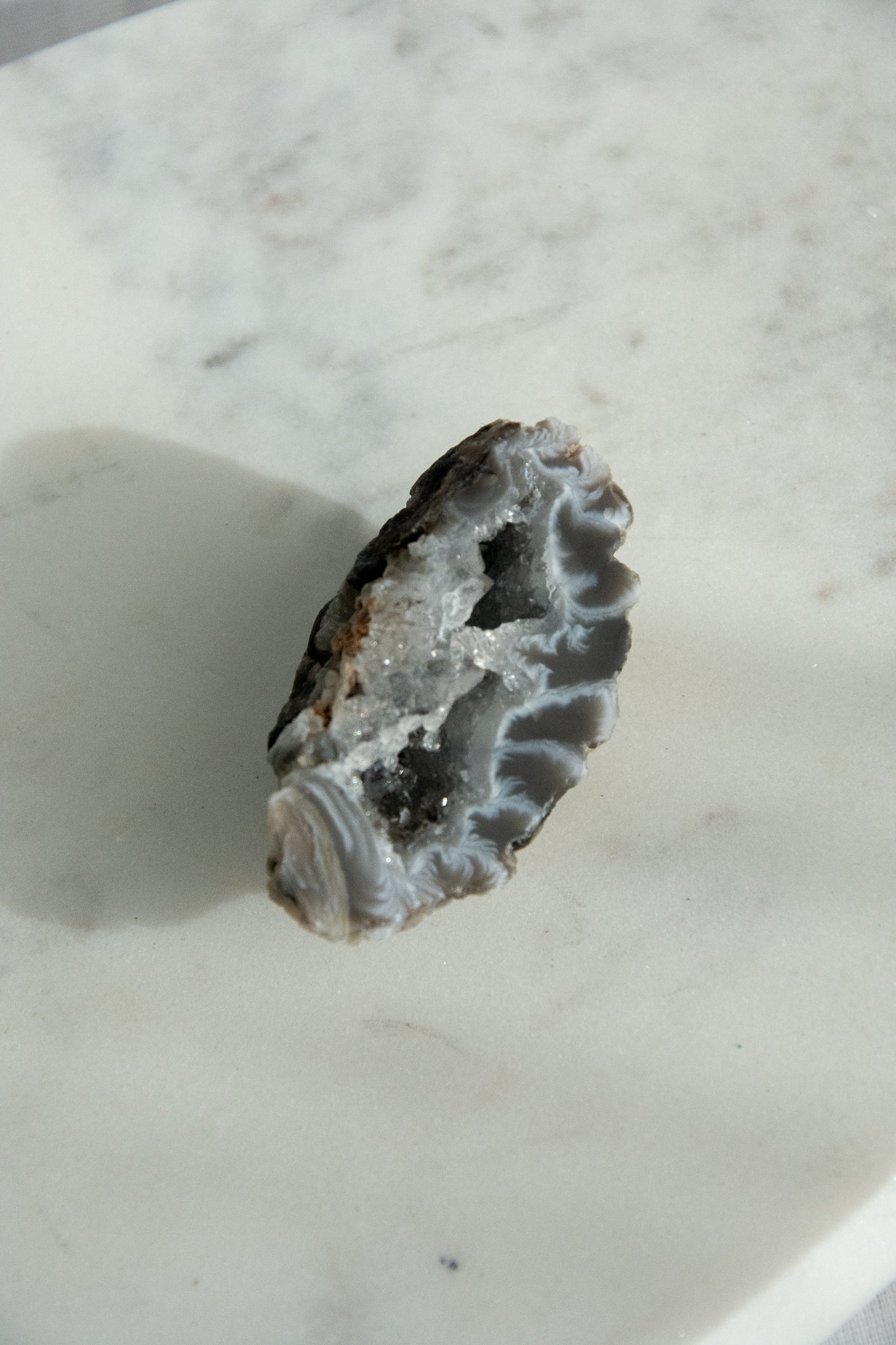 Mini géode d'agate bleue