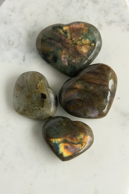 Cœur en labradorite violette