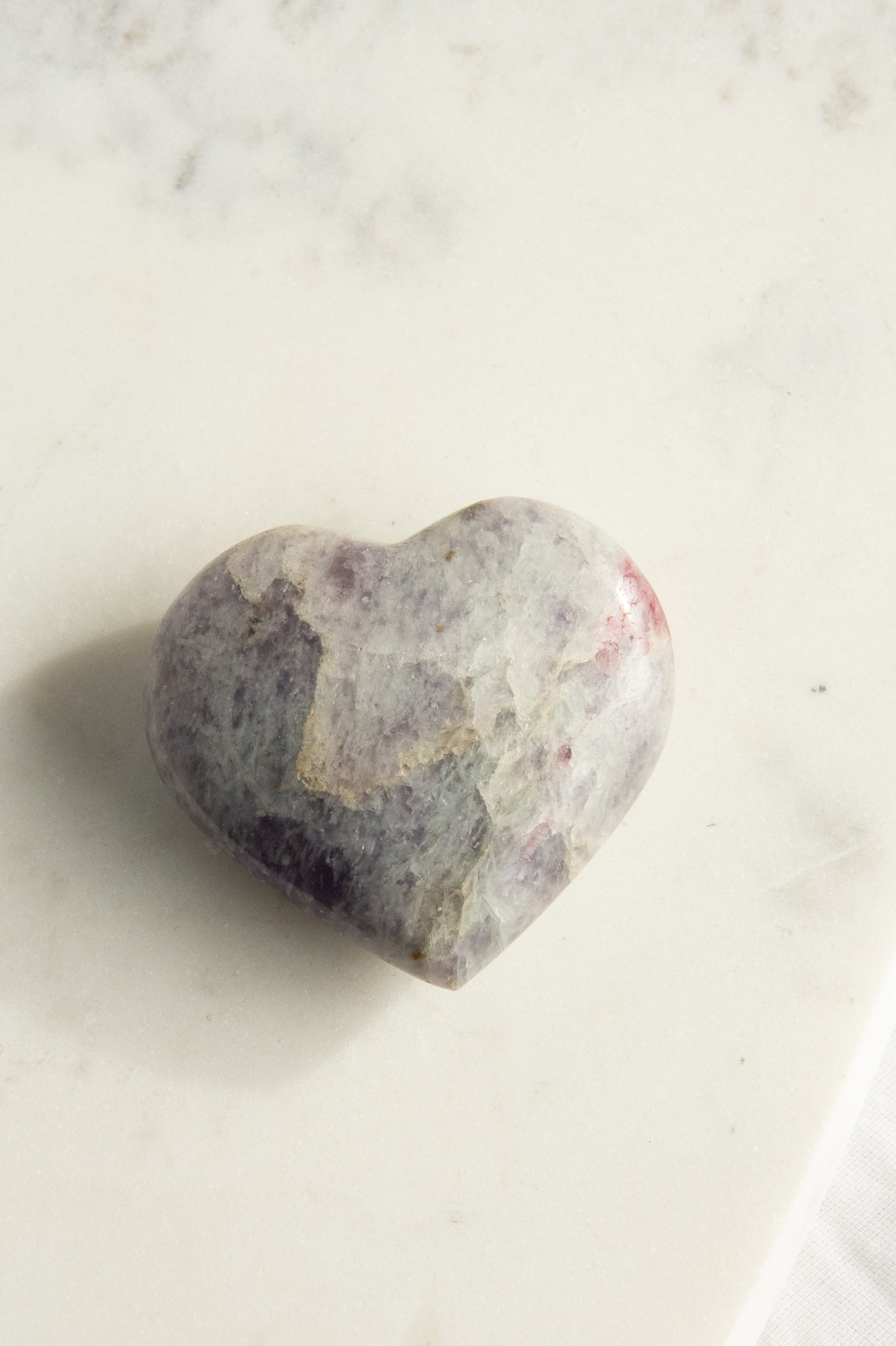Cœur en lépidolite