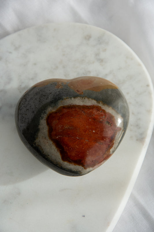 Cœur en jaspe polychrome