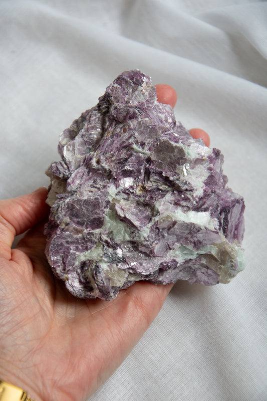 Lépidolite qualité gemme brute