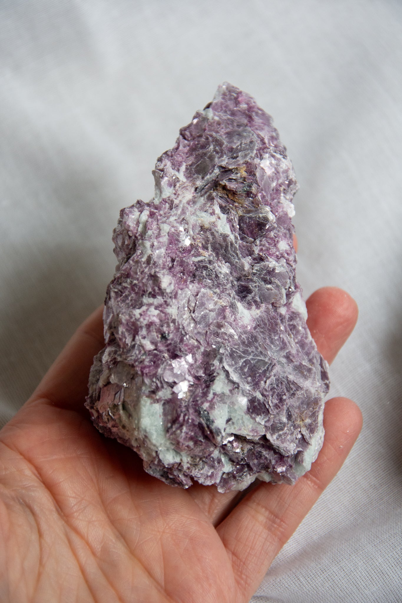 Lépidolite qualité gemme brute
