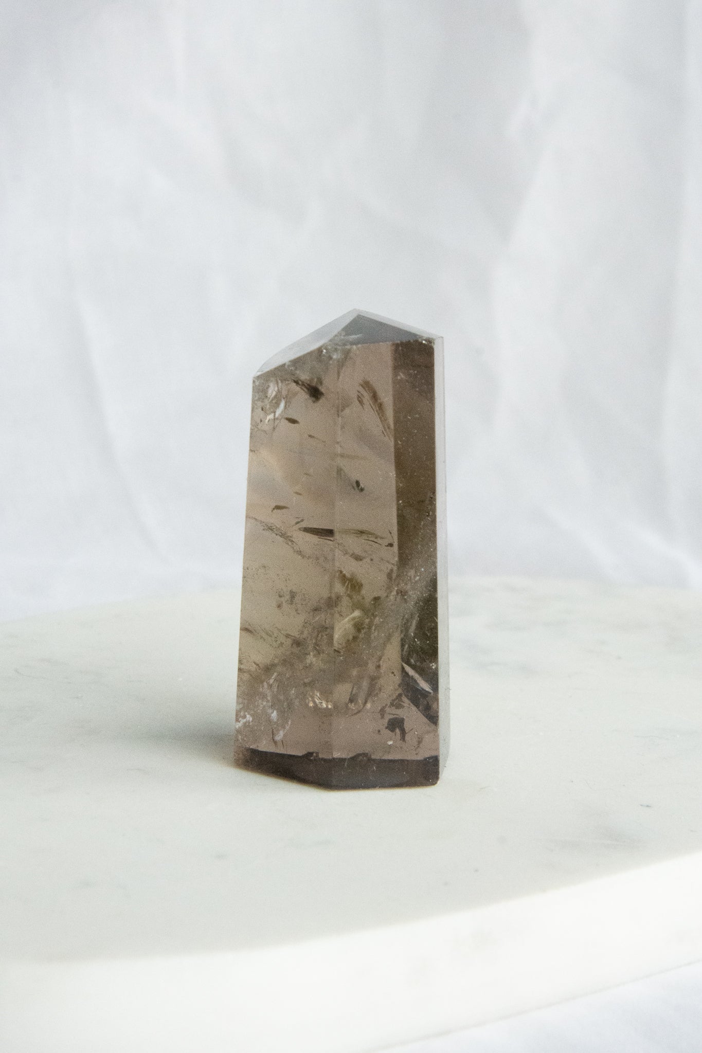 Quartz fumé en forme libre