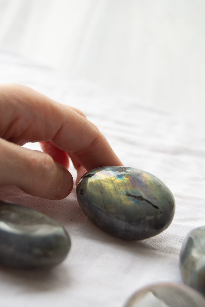 Mini galets labradorite violette