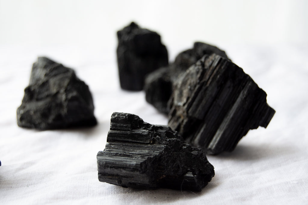 Tourmaline noire brute