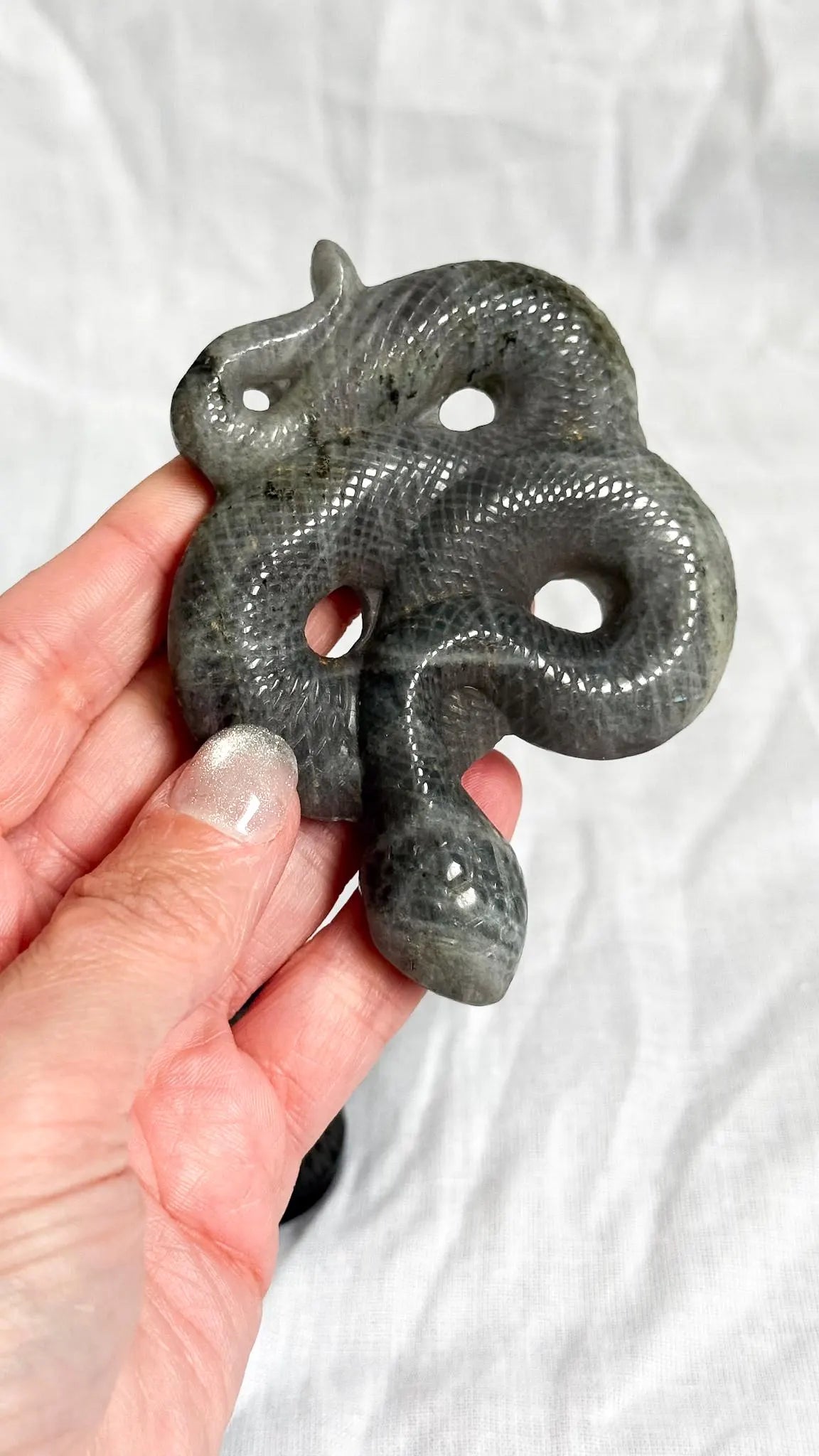 Serpents en Labradorite & Obsidienne Argentée – Pièces sculptées uniques