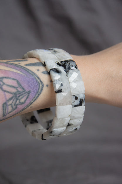 bracelet jonc élastique en pierres naturelles