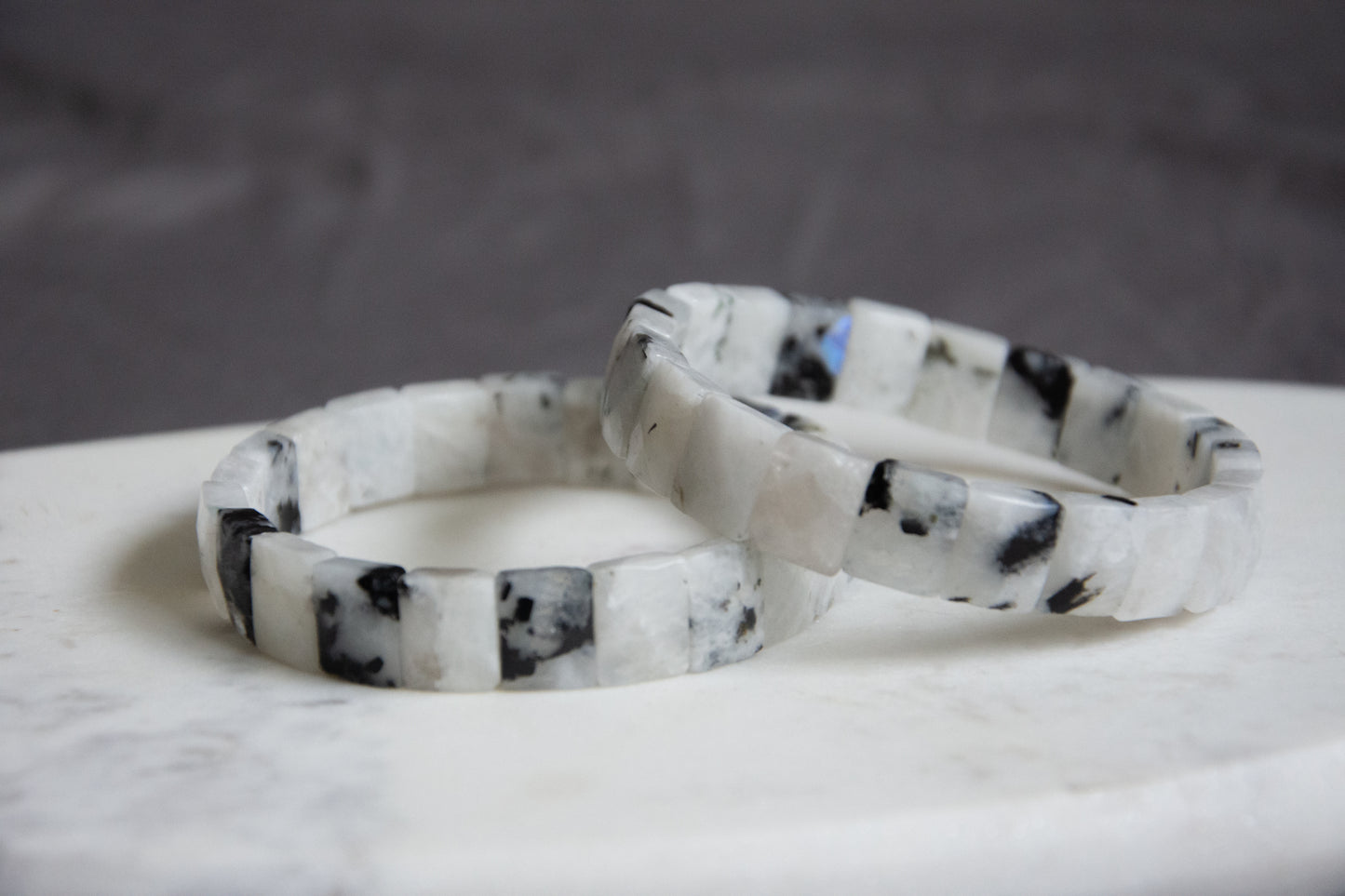 bracelet jonc élastique en pierres naturelles