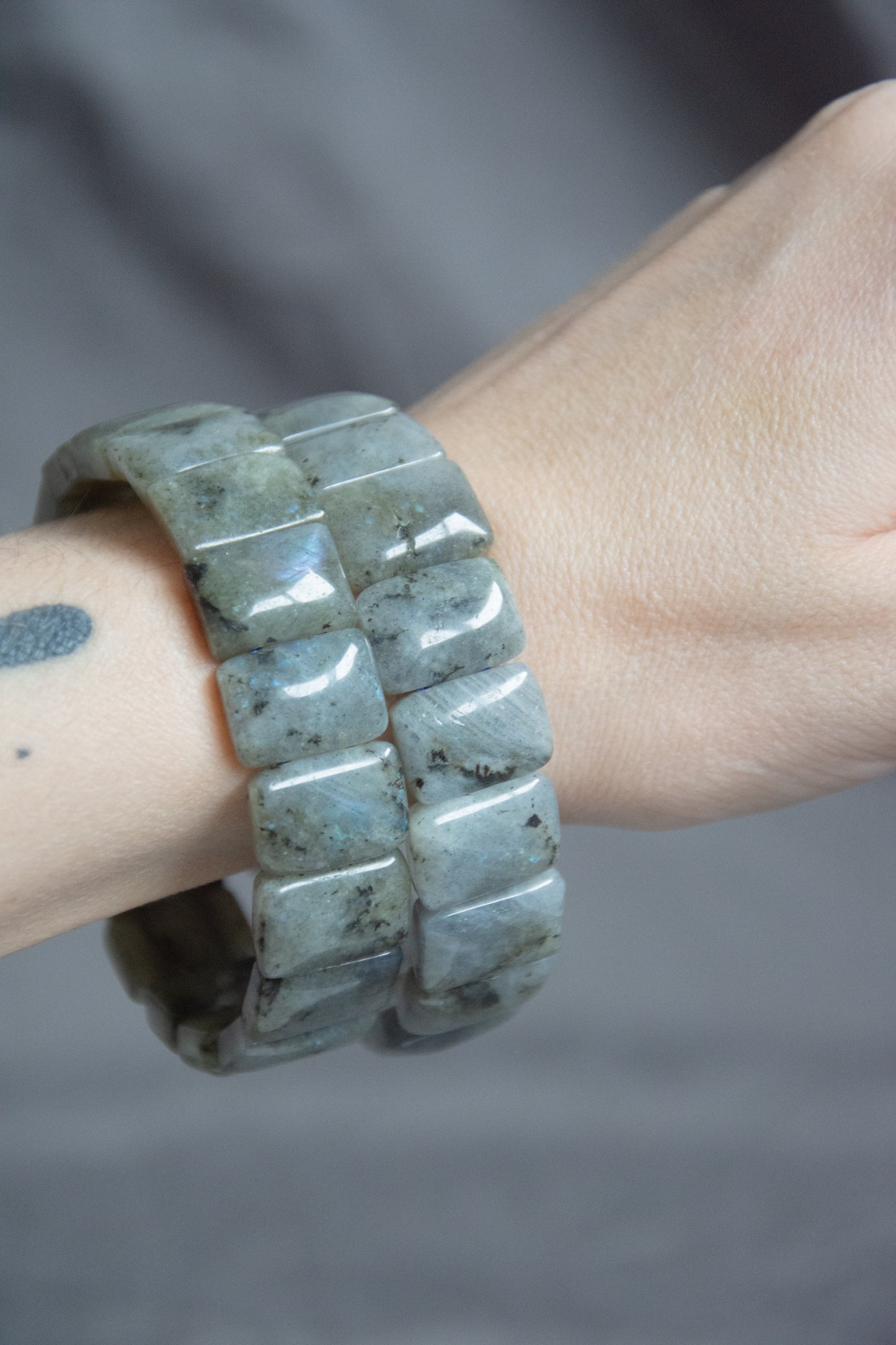 bracelet jonc élastique en pierres naturelles