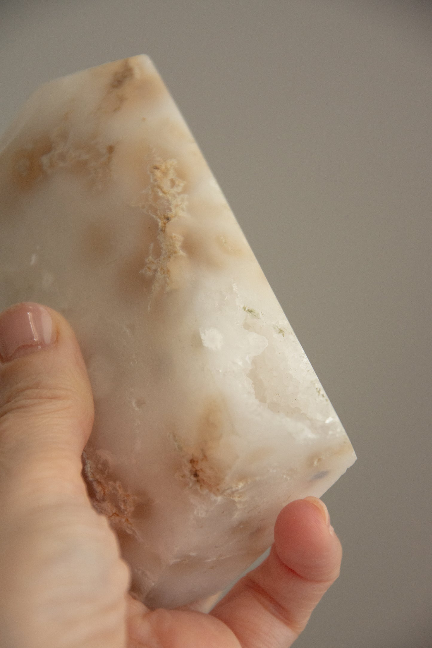 Tour d'Agate blanche