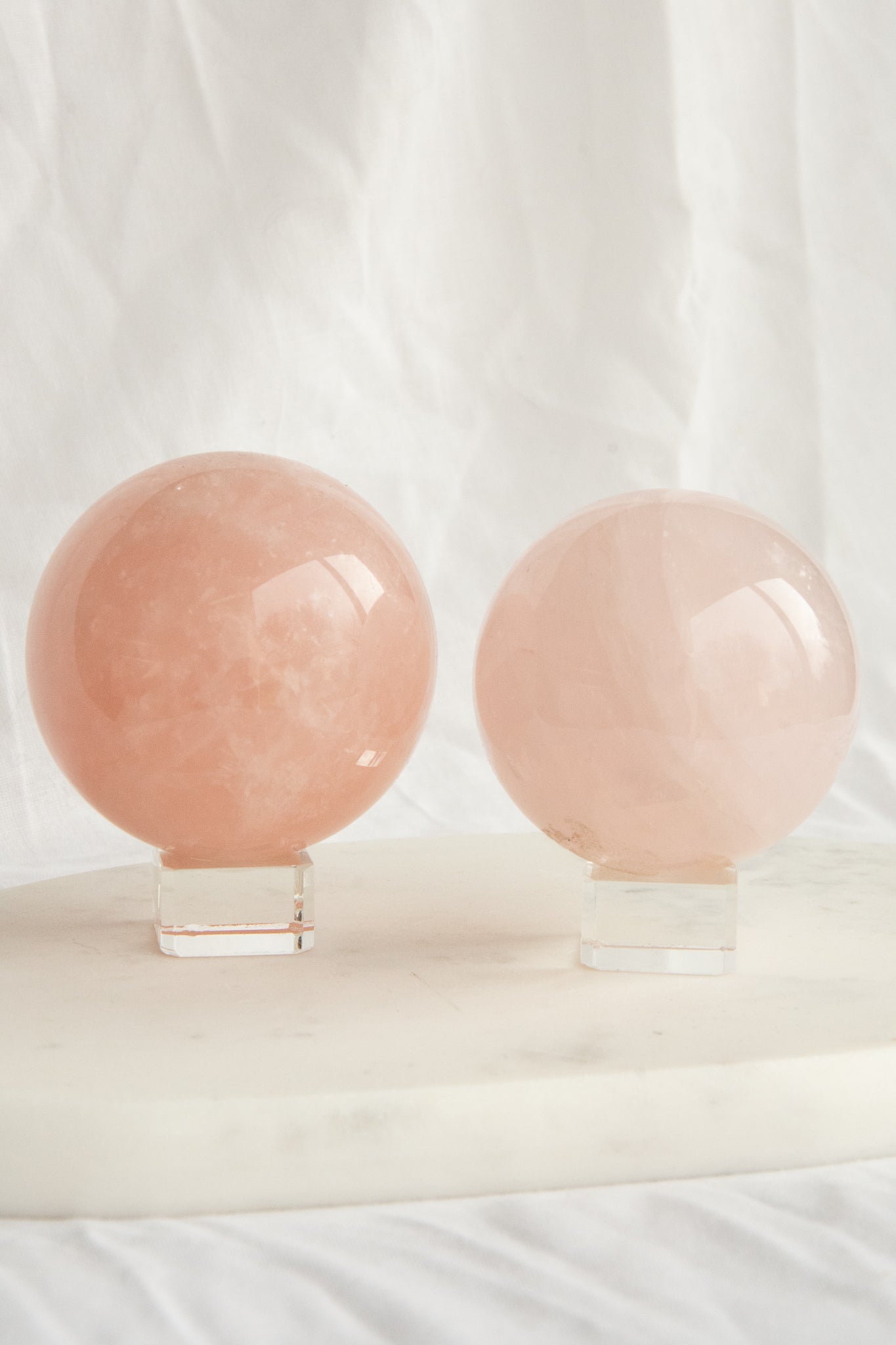 Sphère en quartz rose