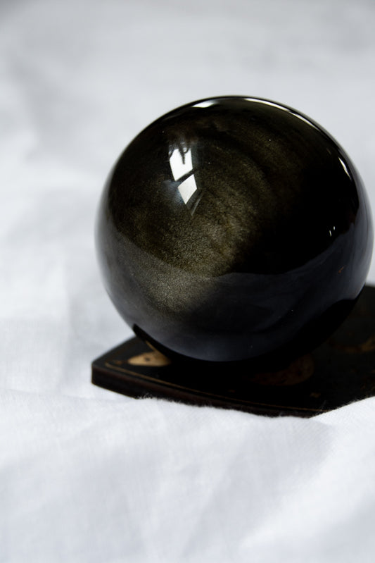 Sphère en Obsidienne dorée
