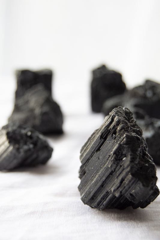 Tourmaline noire brute